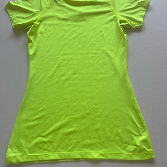 Nike Pro 458663 Women's Fitted V-neck II Tank Short Sleeve Top Training Lime (E3 - Picture 6 of 6